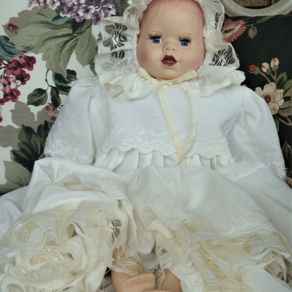 Vintage Porcelain w/Cloth Body Baby Doll Hobbyist/Unmarked - Picture 10 of 13